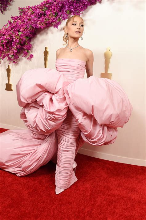 oscars 2024 worst dressed.